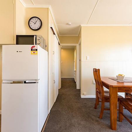 Waitangi Beach Bach 30B エクステリア 写真