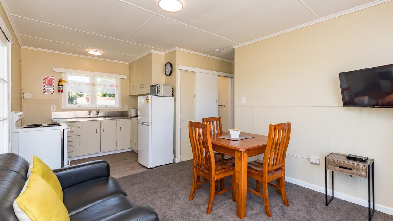 Waitangi Beach Bach 30B エクステリア 写真